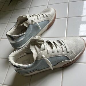 Dolce Vita Harryson sneaker